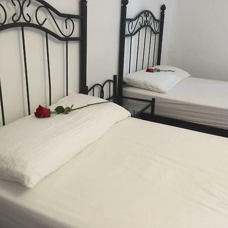 Albergue Rosalia / Pilgrim Hostel Castrojeriz Ngoại thất bức ảnh