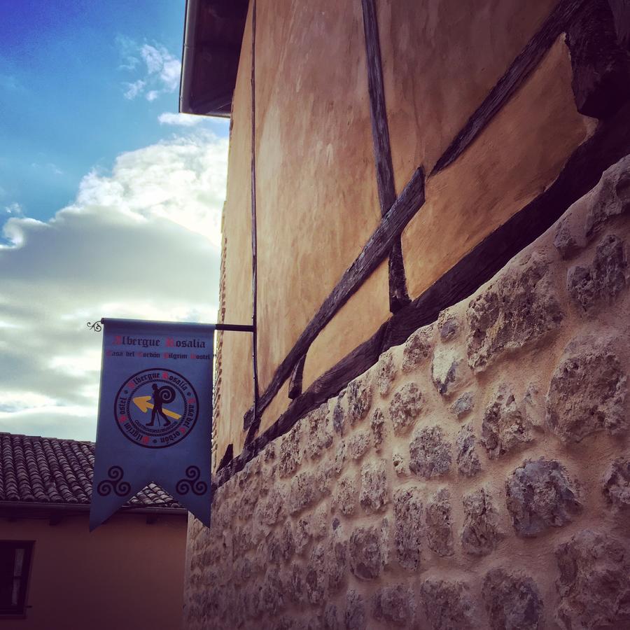 Albergue Rosalia / Pilgrim Hostel Castrojeriz Ngoại thất bức ảnh