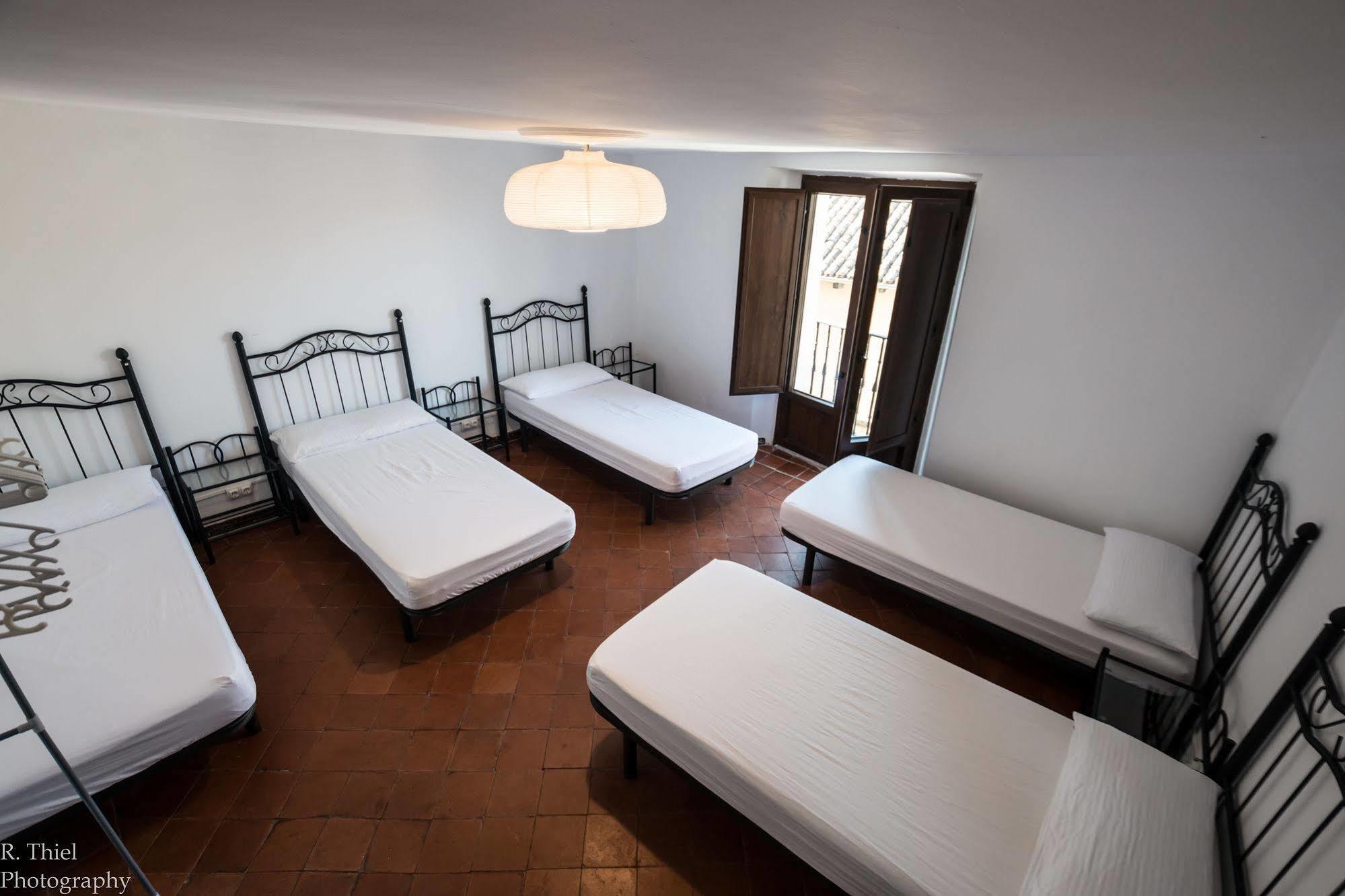 Albergue Rosalia / Pilgrim Hostel Castrojeriz Ngoại thất bức ảnh